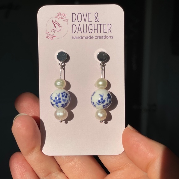 Blue Azul Glass Bead and Freshwater Pearl Hand Crafted Earrings - Picture 4 of 7